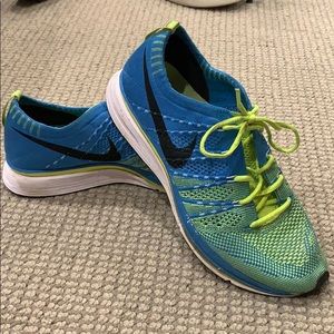 Nike flyknit running shoes used
